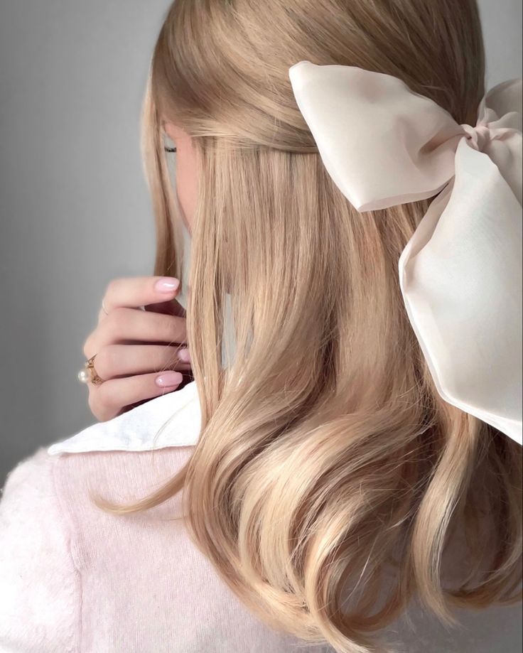 A dreamy fashion display